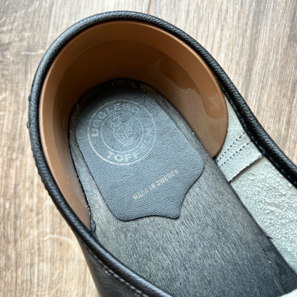 Stylish Black Leather Mules by [Brand] - Picture 10 of 11